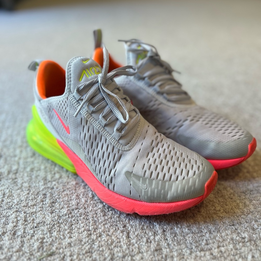 👟 NIKE AIR MAX 270 - NEON - WOMENS SIZE 9